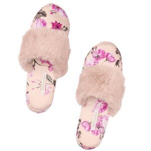 Victoria Secret Signature Satin Slippers Light Pink Floral Size L NWT (9-10)
